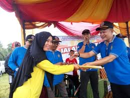 Check spelling or type a new query. Memperingati Hari Guru Nasional Dan Hut Pgri Dimeriahkan Dengan Gerak Jalan Santai Di Kabupaten Aceh Utara Banjir Hadiah Suara Indonesia News