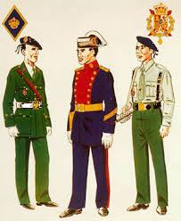 Teniente En Uniforme De Gala Fuera De Formacion Sargento En Uniforme De Gran Gala Para Servicio 1978 Guardia En Guardia Civil Uniformes Militares Soldados