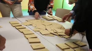 Le premier tour des élections législatives parmi les français de l'étranger a été marqué par un effondrement spectaculaire de la participation : Presidentielle 2017 Les Resultats Du 1er Tour En Ariege La Gazette Ariegeoise