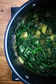 Diese Pflanze Macht Antibiotika Chemotherapie Und Beta Blocker Uberflussig Und Viele Haben Sie Nicht Auf Dem Schirm Healthy Spinach Soup Healthy Detox Diet