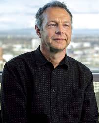 SoM Bridges Spring 2018 spreads.indd