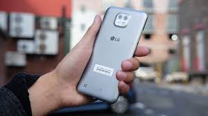 LG X Cam review: is one big feature ...