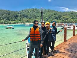Kami menyediakan 2 pilihan pakej percutian ke sabah 020 untuk anda, iaitu pakej 3 hari 2 malam dan pakej 4 hari 3 malam untuk 2 orang, trip honeymoon, trip family, trip company. Percaya Tak Trip Ke Sabah Dengan Budget Bawah Rm600 Geng Ini Dah Pun Buktikannya Remaja