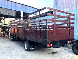 135 Horsepower Isuzu Npr Pro Come With 21 Feet Wooden Cargo Body For Enquiry Contact 017 9382088 Chris Https Www Soonsengmotor Cargo Wooden 21st