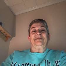 Okay, let's talk about cell phones. I live in St Louis and work in Alma.  Verizon doesn't work well in this area. ATT works decently well. I can get  really big discounts