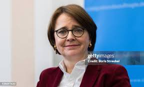 698 Ehrenamt Stock Photos, High-Res Pictures, and Images