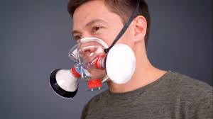 Plastik Siselerden Kendi Yuz Maskenizi Nasil Yapabilirsiniz Plastik Sise Sise Maskeler