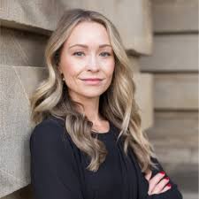 We are thrilled to welcome Joy Corso to Sprinklr!