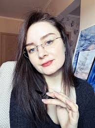 Hi! I'm Lena and this is my art 🤍