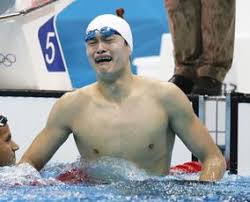In 2012, sun became the first chinese man to win an olympic gold medal in swimming. æ¸¸æ³³è¿åŠ¨å'˜å­™æ¨ æœç‹—å›¾ç‰‡æœç´¢