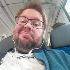 Peter Pedersen (@DenUngePedersen)