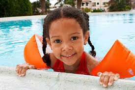 Warum immer weniger Kinder in Deutschland schwimmen können