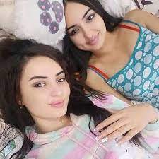 ارقام واتساب بنات اليمن ارقام بنات اليمن صنعاء وباقي المدن مستعدات حاليا للتواصل معك من خلال تطبيق الواتس اب الغير م hijabi fashion summer pictures instagram