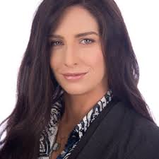 I'd like to announce that after 4 years at Robert Walters I have decided to  move on. I'd like to thank all the wonderful colleagues and friends I've  had the pleasure of