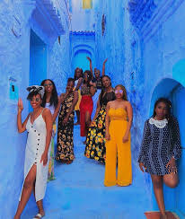  3 647 Likes 25 Comments The Black Travel Feed Blacktravelfeed On Instagram Sandytheresaa Morocco Black Travel Graduation Photoshoot Blue City