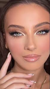 Anna Monette Photos (annamonettephotos)