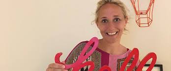 Met dit geld investeert hij graag in luxe huizen en zijn jacht. Onderneemster En Psychologe Isabelle Ulenaers Doet In Coronatijden Aan Zelfzorg Voor Anderen En Biedt Mensen Met Problemen Een Luisterend Oor