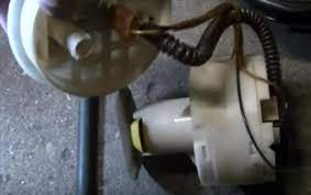 Find your 2014 volkswagen fuel pumps from our auto parts store partscargo. How To Replace A Fuel Pump On A Volkswagen Passat 1999 2005 Backyardmechanic