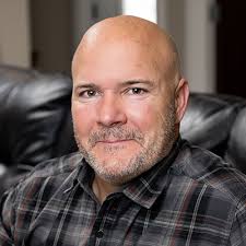 Dave Michaud's Instagram, Twitter & Facebook