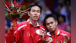 Kido admitted he had not played with hendra for a while, they'll have to learn how to adapt to each other's playing style. Markis Kido Sang Juara Dunia 2007 Dan Peraih Emas Olimpiade Beijing 2008 Sport Tempo Co