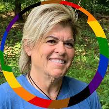 Mary Vallier's Instagram, Twitter & Facebook