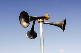 Derfor hører du det uler klokka 12 i dag. Sivilforsvaret Tester Tyfonene Onsdag 13 Januar Bardu Kommune