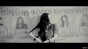 Search for more itzy gifs on www.viewgif.com. Lia Not Shy Itzy Animated Gif
