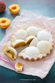 Aggiungete sia i semini di vaniglia che la stecca nel pentolino della crema e fate cuocere a fuoco lento mescolando continuamente nello stesso. Ricetta Crostata Pesche E Amaretti Facilissima Chiarapassion