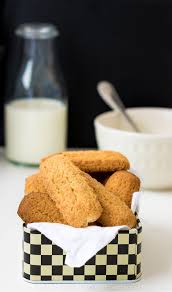 Questi biscotti si mantengono come appena sfornati fino a 2 mesi, se li conservate in un contenitore chiuso ermeticamente, grazie all'utilizzo del lievito con questi biscotti da latte, prepararti con pochi e semplici ingredienti, non si sbaglia mai, andranno a ruba e li adoreranno tutti in famiglia, grandi e. Biscotti Da Inzuppo Ricetta Dolce Classica Di Famiglia