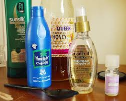 Leave in conditioners are great at retaining moisture in your hair and. Diy Leave In Conditioner For Curly Hair Leave In Conditioner Curly Hair Styles Hair Conditioner