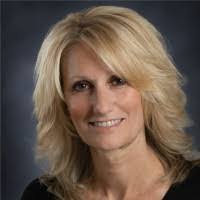 Jennifer Collinsworth's Instagram, Twitter & Facebook