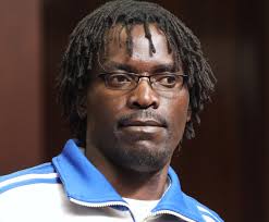 Omwiidhipagi nani okwa dhipagwa'