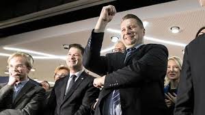 Cat and mouse games between police trying to block the protest. Kim Jest Posel Przemyslaw Czarnek Ktory Nawolywal Bysmy Uczyli Sie Prokreacji Od Dzikow