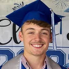 Danielle Dibenedetto's Instagram, Twitter & Facebook