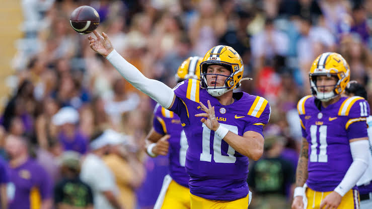 LSU vs. Kentucky Prediction, Odds and Key Players to Watch for College  Football Week 6