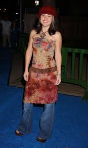 I sing & write sometimes, coach on @nbcthevoice sometimes. Nullerjahre Reloaded Die Schlimmsten Modetrends Der 2000er Stern De