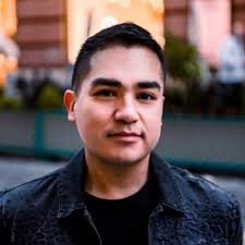 Shanna Thomson (@shannajthomson)