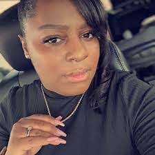 Lakesha Perry's Instagram, Twitter & Facebook