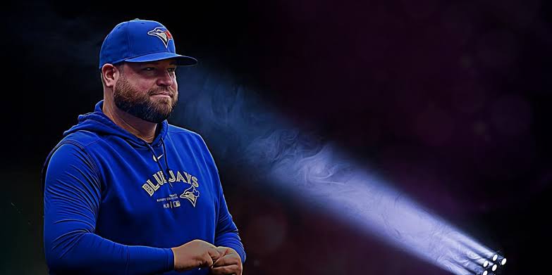 Blue Jays manager John Schneider settling into big league role
