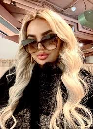 Amanda Sol's Instagram, Twitter & Facebook