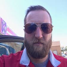 Kris Glenn's Instagram, Twitter & Facebook