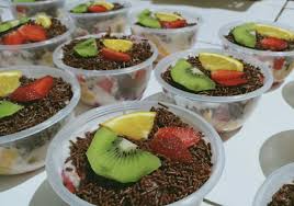 Harga salad buah premium untuk di jual. 10 Resep Salad Buah Dan Cara Membuatnya Themoondoggies