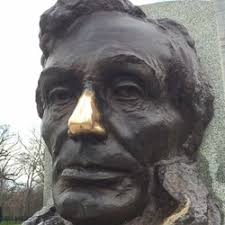 Almondi Petite White Terra Alta Chadonnay Blend