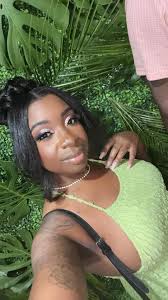 White floral wedding runners and centerpieces?