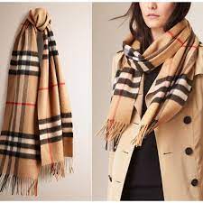 A bold house check lends signature distinction to a supremely soft cashmere scarf tipped with slim fringe. ØµØ§Ø­Ø¨ Ø§Ù„Ø¹Ù…Ù„ Ù†ÙØ§Ø°ÙŠØ© Ø¨ØµÙ‚ Burberry Camel Giant Check Cashmere Scarf Dsvdedommel Com