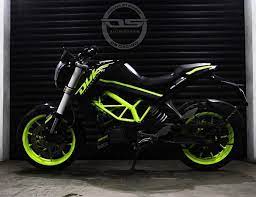 Ktm 200 duke is a commuter bike available at a price of rs. New Ktm Duke 200 Modified Black Fluorescent Green 2017 Modifiedx Ktm Duke 200 Ktm Duke Ktm