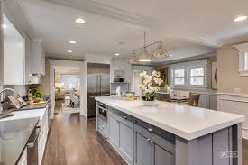 how to stage an inviting kitchen