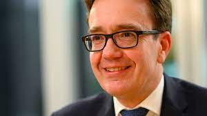 Privately operated atms, however, may charge high fees. Die Bank Of America Sagt Fur Deutschland Viele Borsengange Voraus