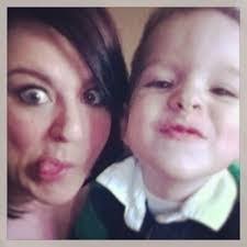 Amanda Perine's Instagram, Twitter & Facebook