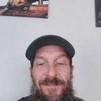 Daniel Bublitz's Instagram, Twitter & Facebook